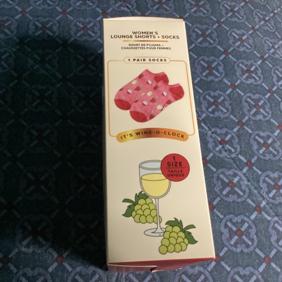 Boxed Wine Women’s Lounge Shorts and Socks New Size: M - Picture 4 of 11